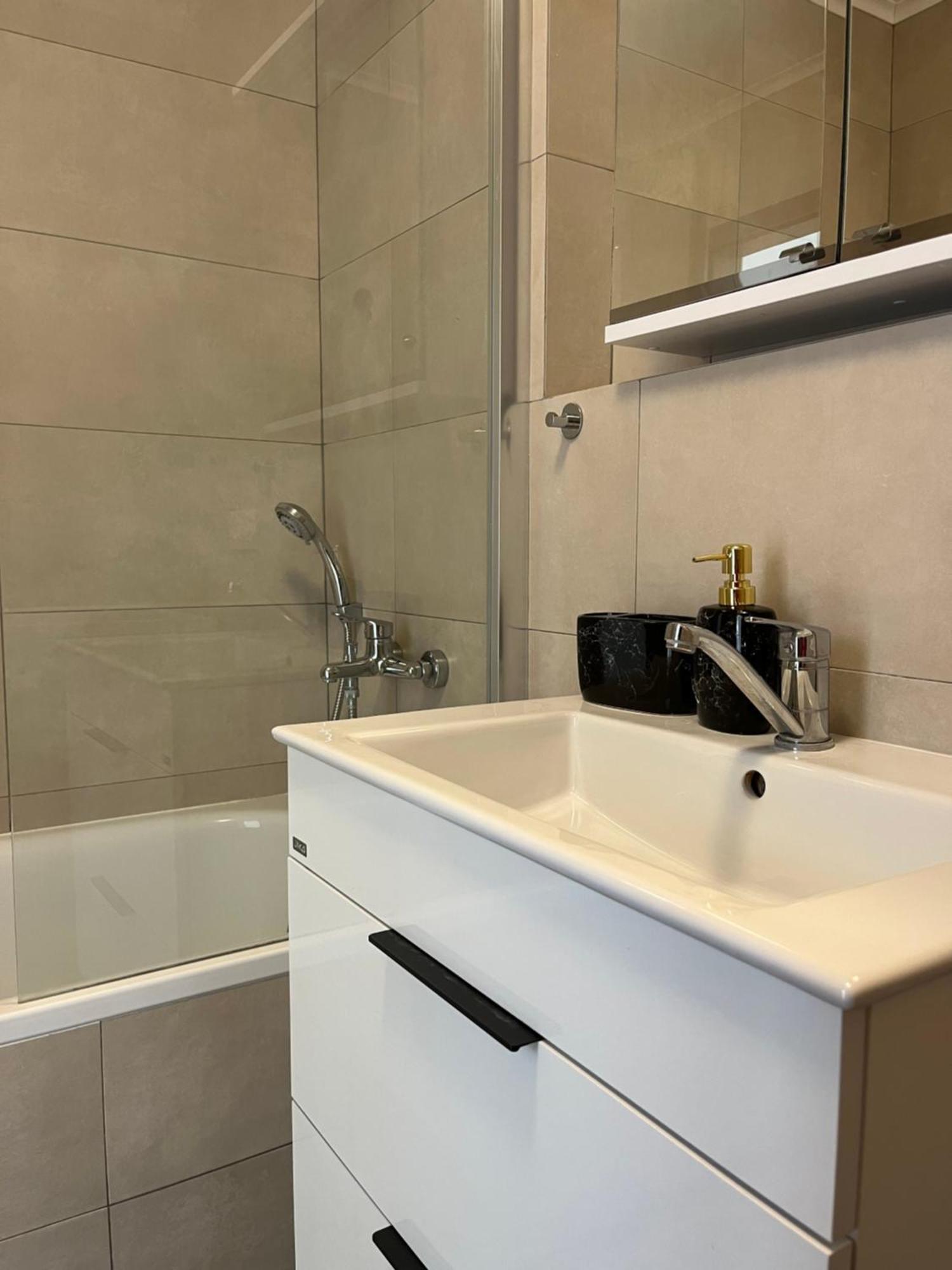 ברטיסלאבה Elegant Escape Apartment I - City Centre מראה חיצוני תמונה